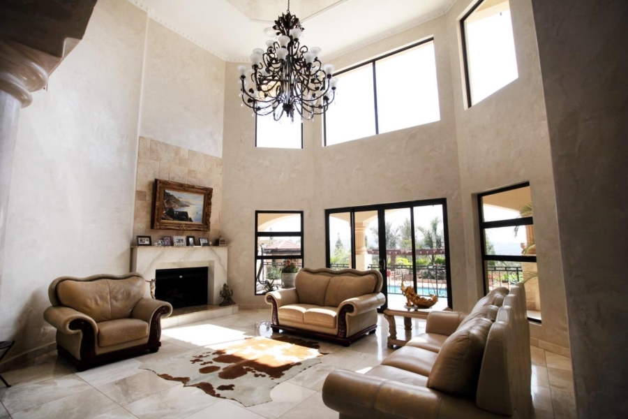 5 Bedroom Property for Sale in Mooikloof Heights Gauteng