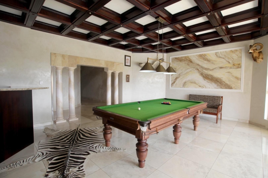 5 Bedroom Property for Sale in Mooikloof Heights Gauteng