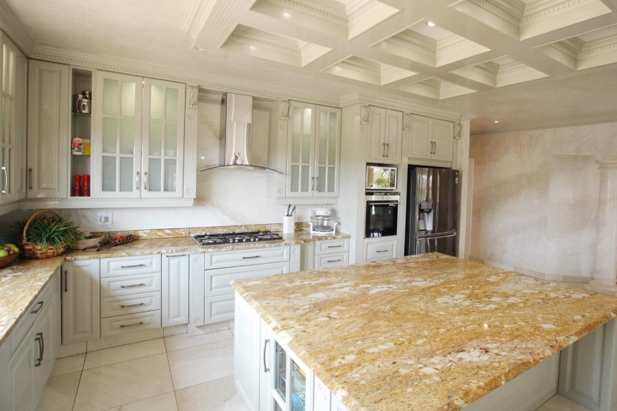 5 Bedroom Property for Sale in Mooikloof Heights Gauteng