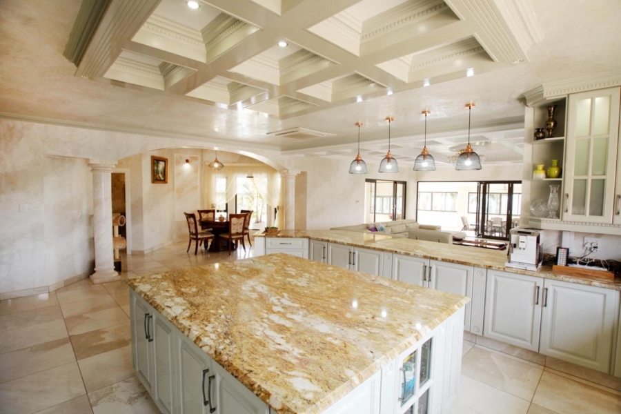 5 Bedroom Property for Sale in Mooikloof Heights Gauteng