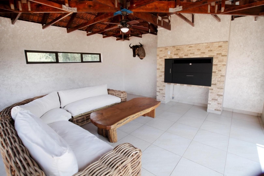 5 Bedroom Property for Sale in Mooikloof Heights Gauteng