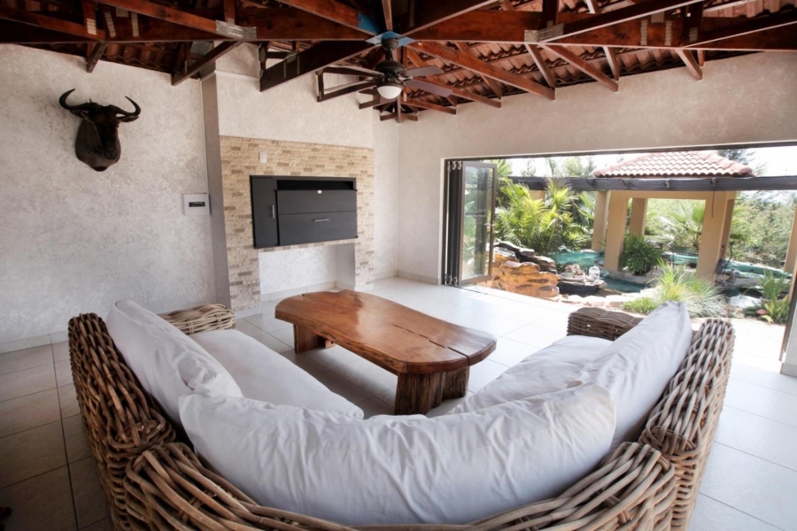 5 Bedroom Property for Sale in Mooikloof Heights Gauteng