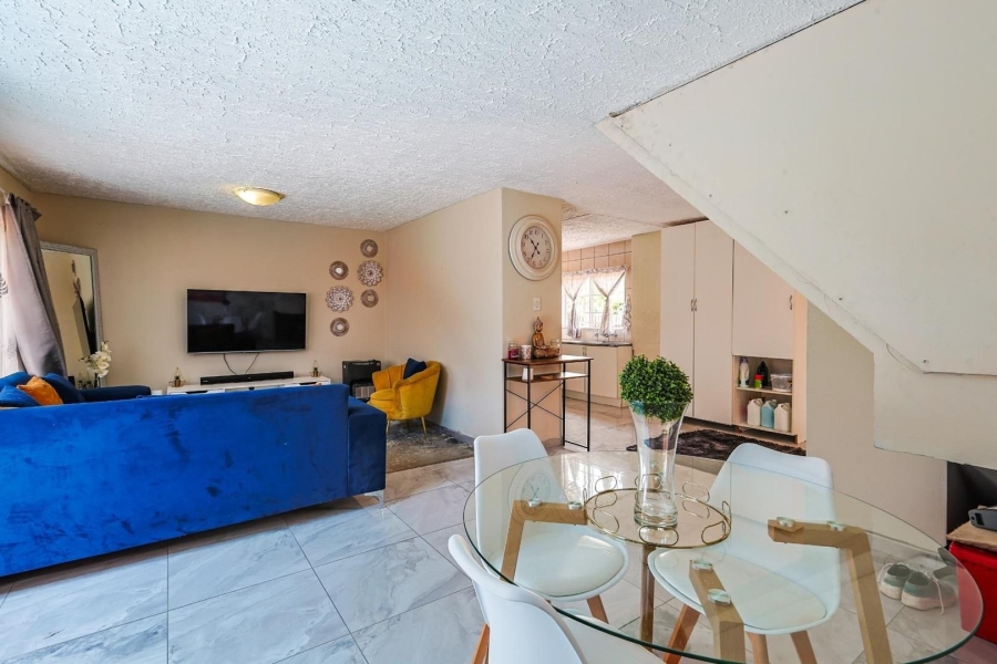 3 Bedroom Property for Sale in Garsfontein Gauteng