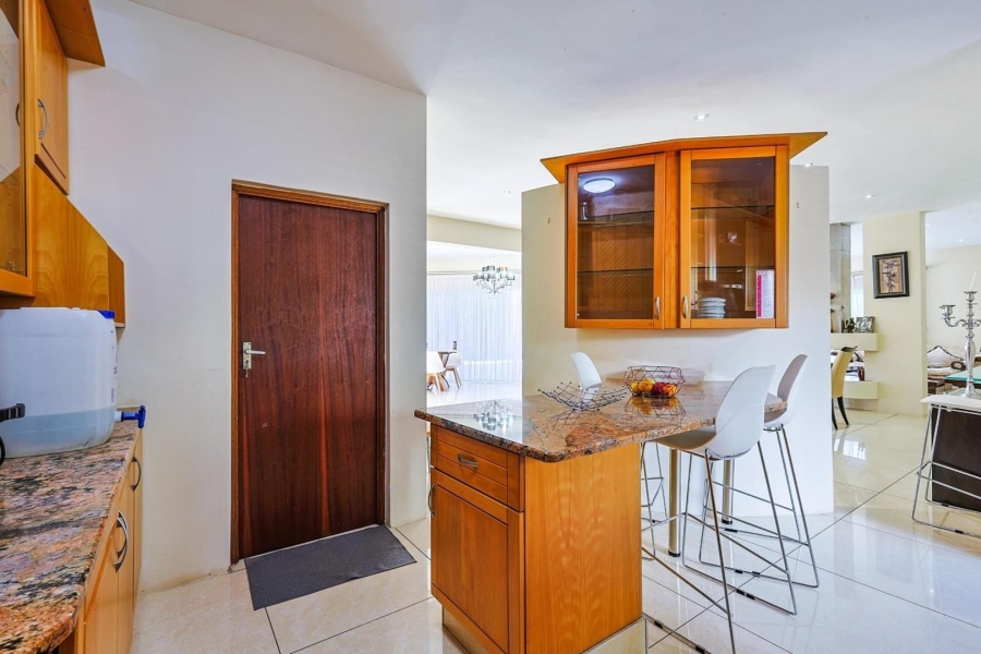 4 Bedroom Property for Sale in Silver Lakes Gauteng