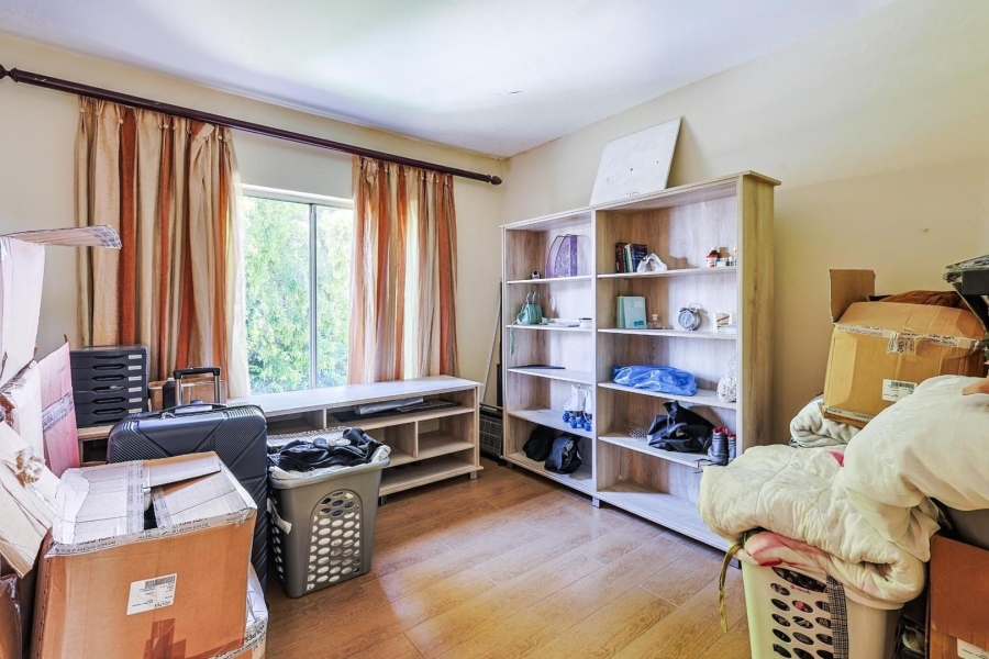 4 Bedroom Property for Sale in Silver Lakes Gauteng