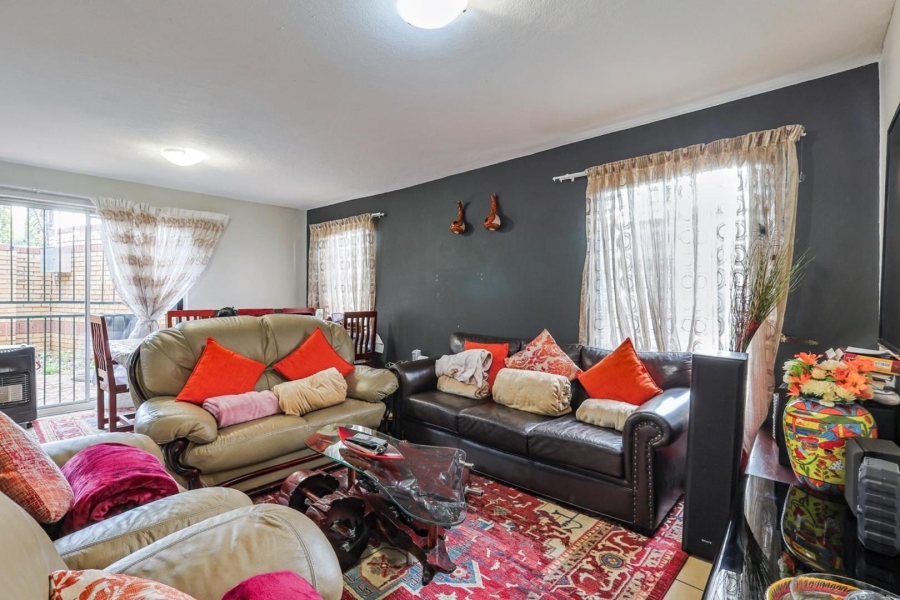 2 Bedroom Property for Sale in Equestria Gauteng