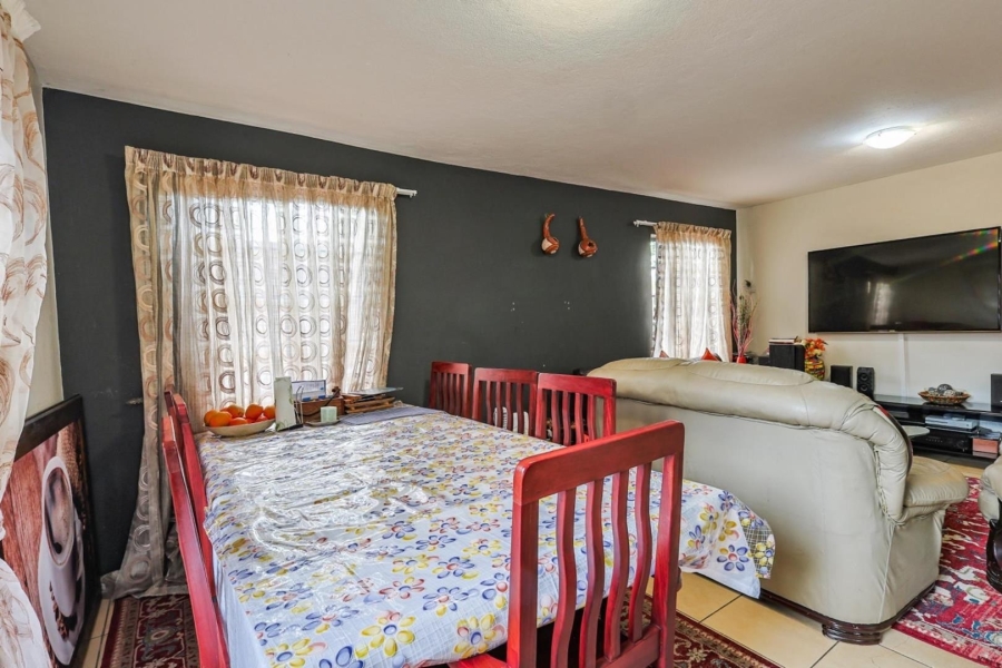 2 Bedroom Property for Sale in Equestria Gauteng