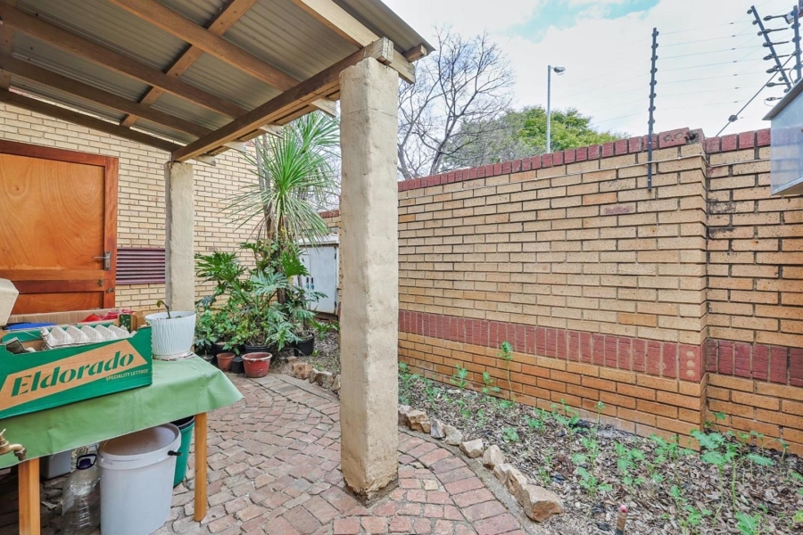 2 Bedroom Property for Sale in Equestria Gauteng