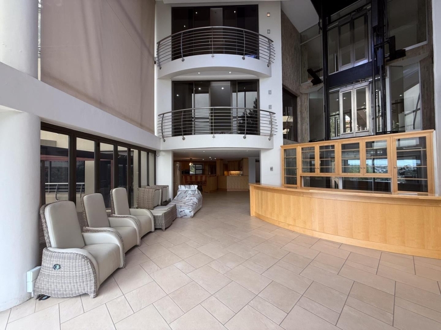 6 Bedroom Property for Sale in Woodhill Estate Gauteng