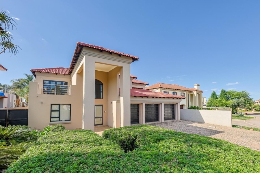 5 Bedroom Property for Sale in Willow Acres Gauteng