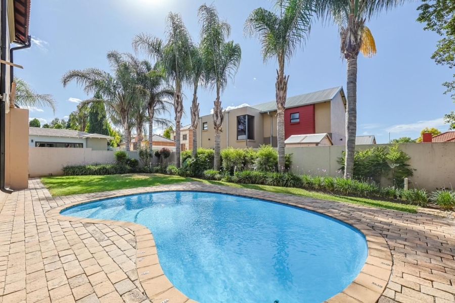 5 Bedroom Property for Sale in Willow Acres Gauteng