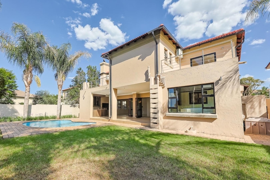5 Bedroom Property for Sale in Willow Acres Gauteng