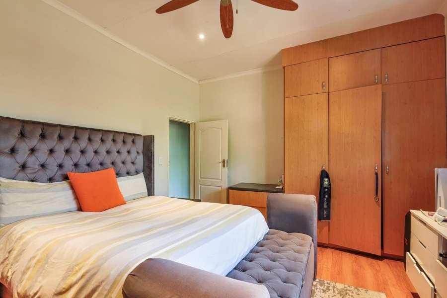 4 Bedroom Property for Sale in Woodhill Estate Gauteng