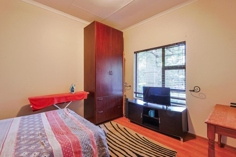 4 Bedroom Property for Sale in Woodhill Estate Gauteng