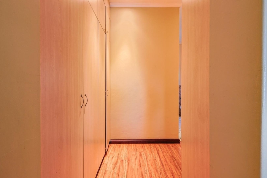 4 Bedroom Property for Sale in Woodhill Estate Gauteng