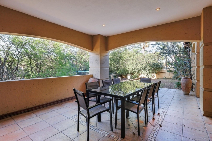 4 Bedroom Property for Sale in Woodhill Estate Gauteng