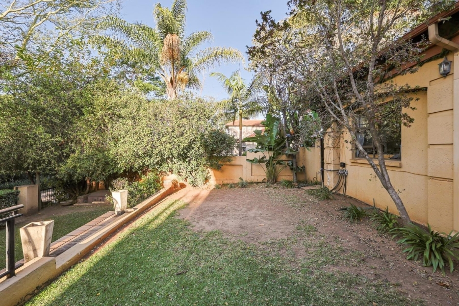 4 Bedroom Property for Sale in Woodhill Estate Gauteng