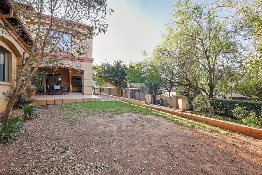 4 Bedroom Property for Sale in Woodhill Estate Gauteng