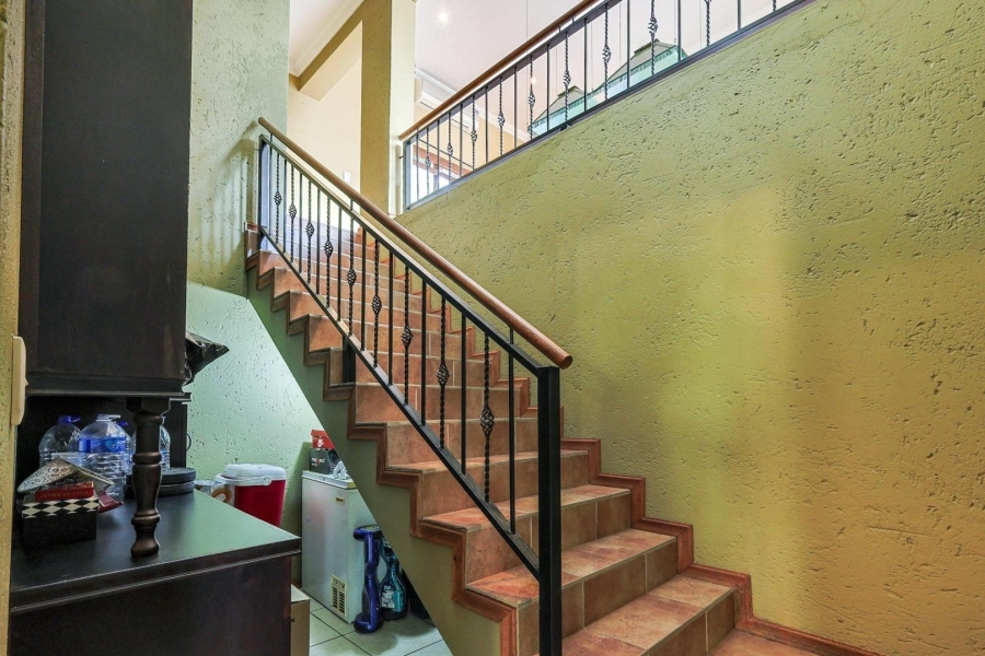 4 Bedroom Property for Sale in Woodhill Estate Gauteng