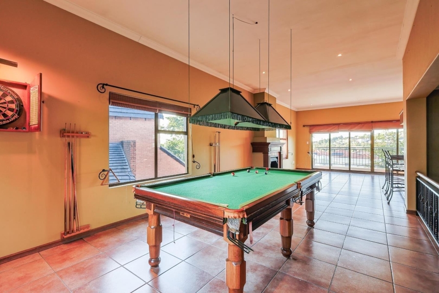 4 Bedroom Property for Sale in Woodhill Estate Gauteng