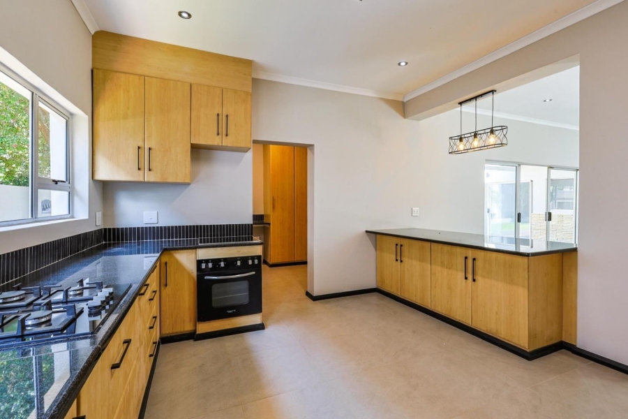 4 Bedroom Property for Sale in Willow Acres Gauteng