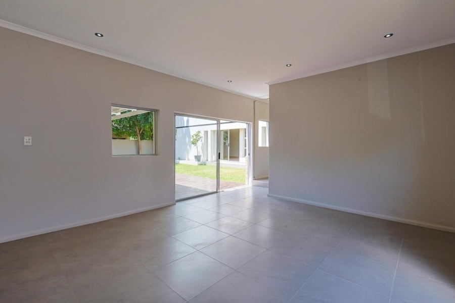 4 Bedroom Property for Sale in Willow Acres Gauteng