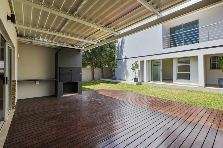 4 Bedroom Property for Sale in Willow Acres Gauteng