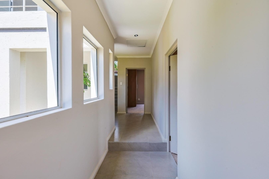 4 Bedroom Property for Sale in Willow Acres Gauteng