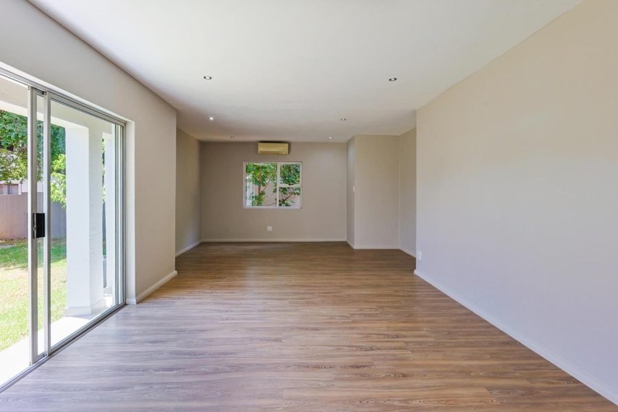 4 Bedroom Property for Sale in Willow Acres Gauteng