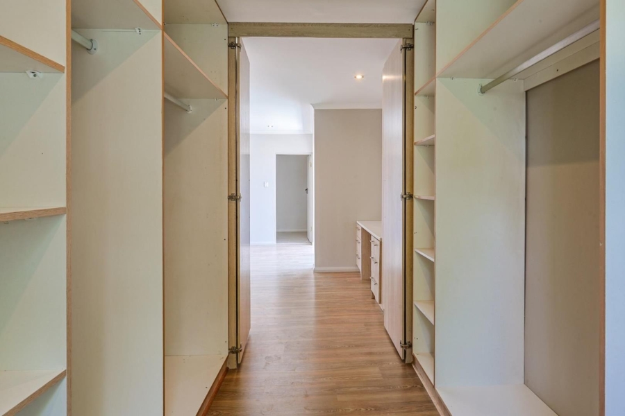 4 Bedroom Property for Sale in Willow Acres Gauteng