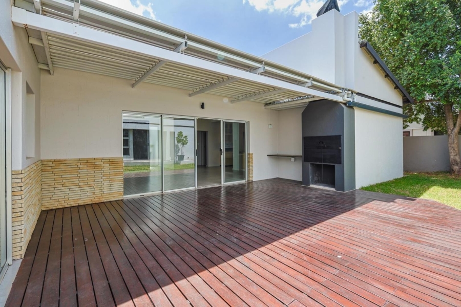 4 Bedroom Property for Sale in Willow Acres Gauteng