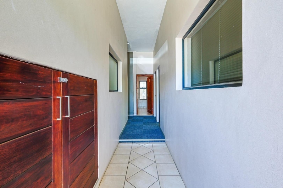 Commercial Property for Sale in Paradiso Gauteng