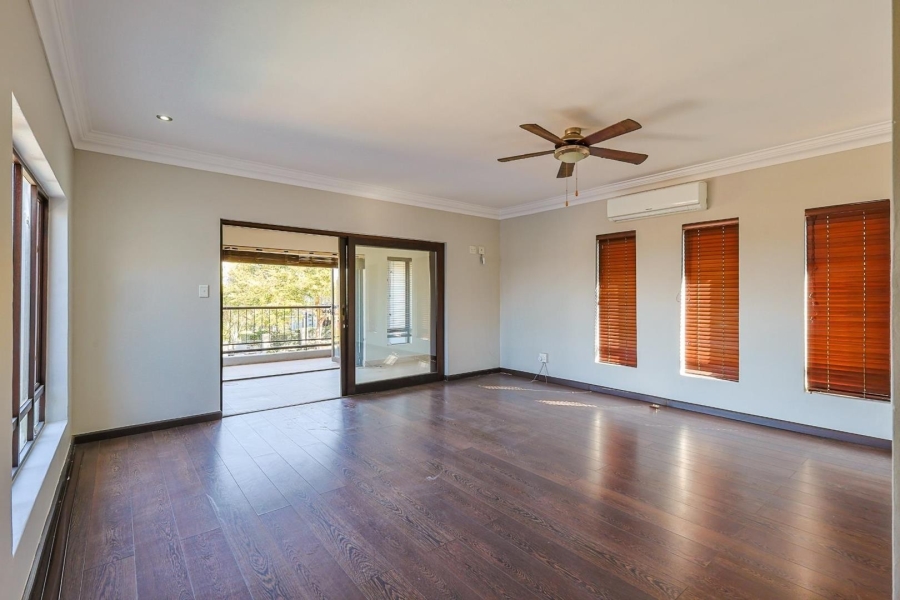 5 Bedroom Property for Sale in Silver Lakes Gauteng