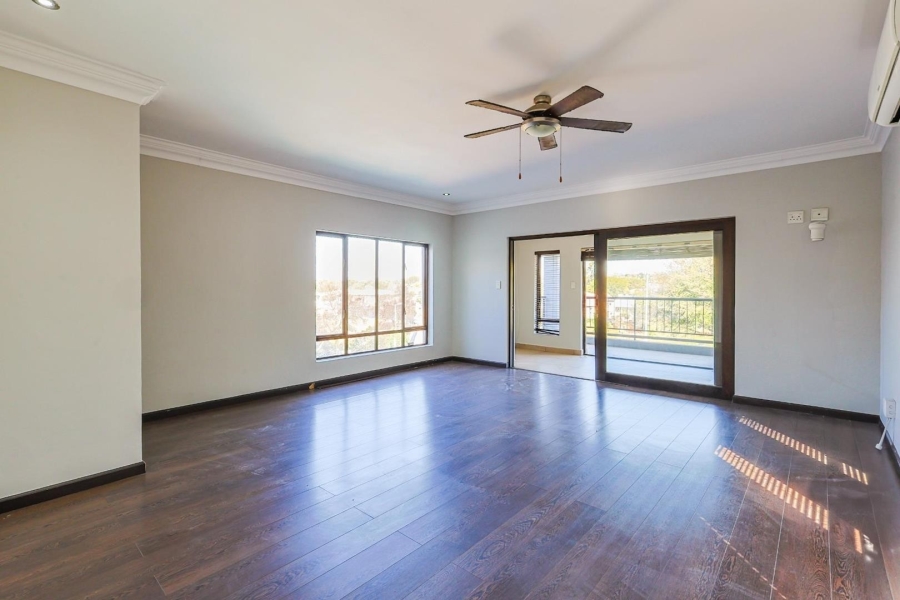 5 Bedroom Property for Sale in Silver Lakes Gauteng