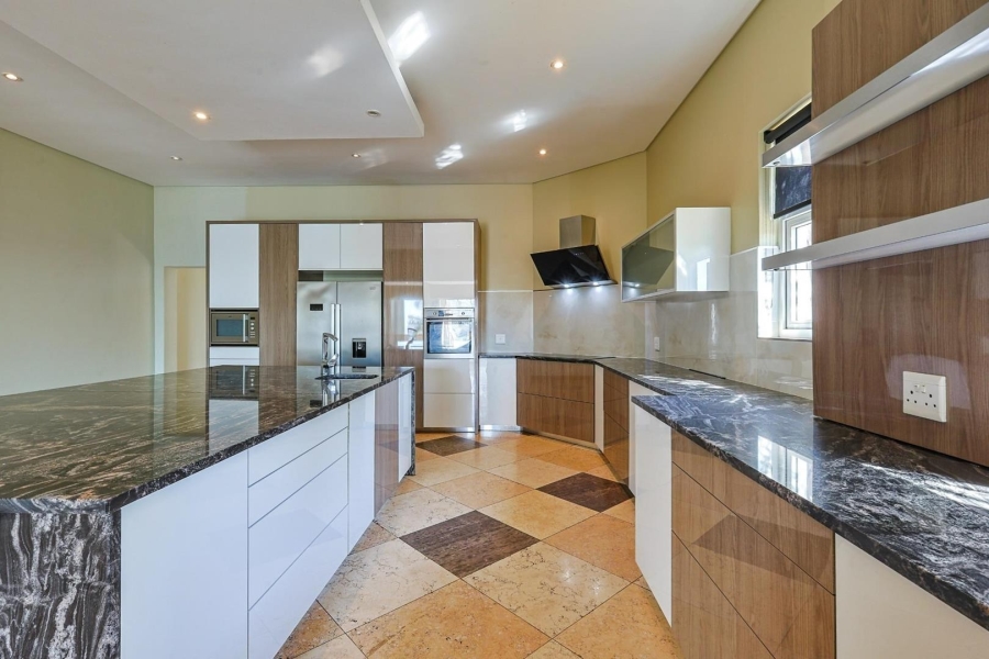 To Let 6 Bedroom Property for Rent in Waterkloof Ridge Gauteng
