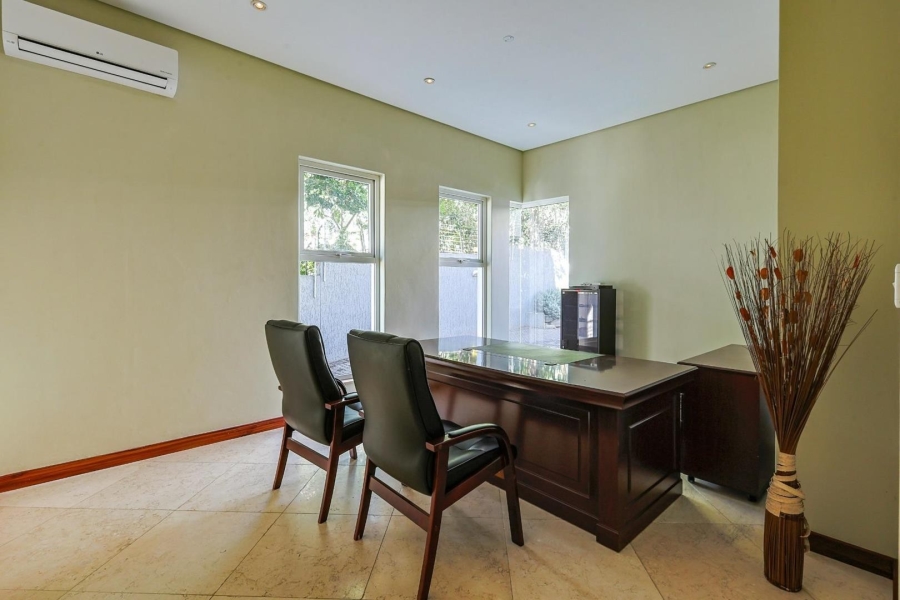 To Let 6 Bedroom Property for Rent in Waterkloof Ridge Gauteng