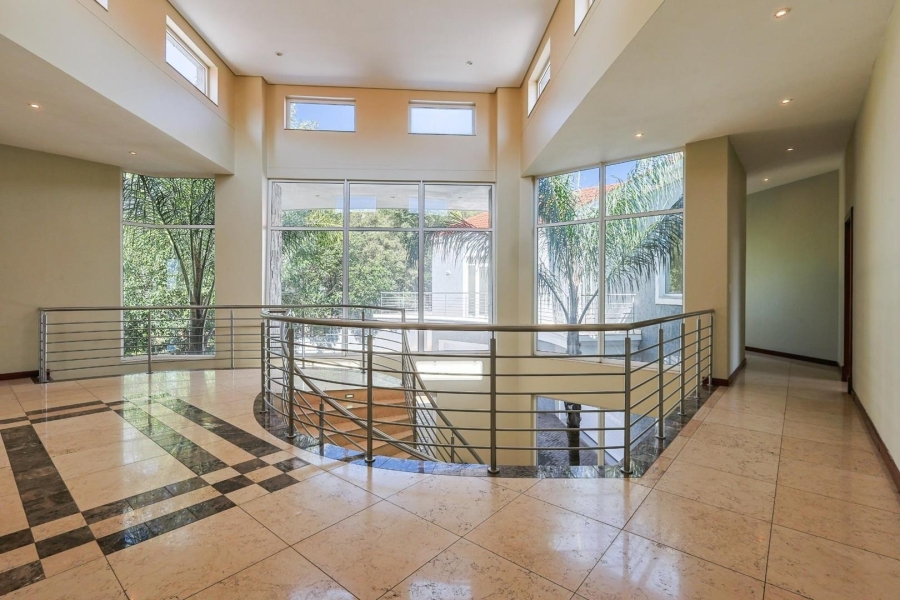 To Let 6 Bedroom Property for Rent in Waterkloof Ridge Gauteng
