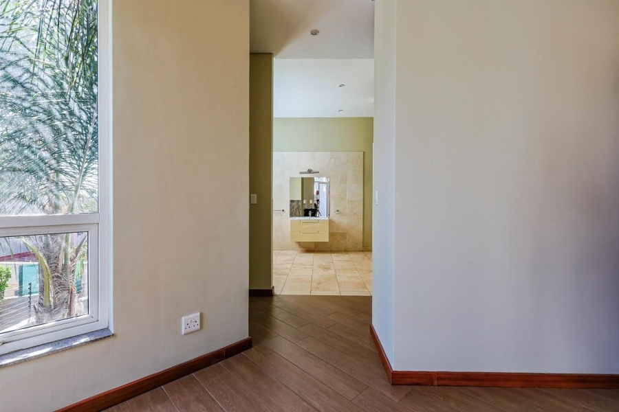 To Let 6 Bedroom Property for Rent in Waterkloof Ridge Gauteng