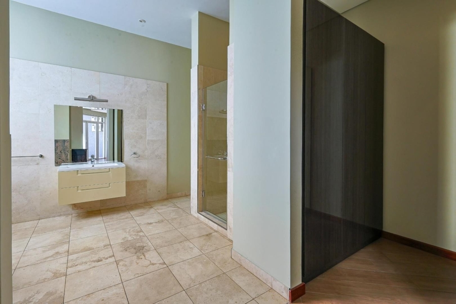 To Let 6 Bedroom Property for Rent in Waterkloof Ridge Gauteng