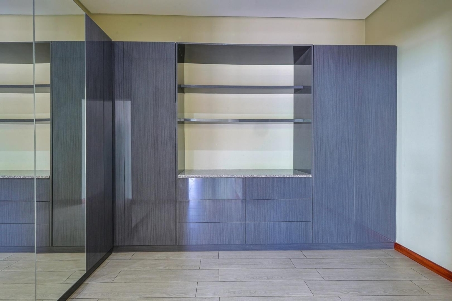 To Let 6 Bedroom Property for Rent in Waterkloof Ridge Gauteng