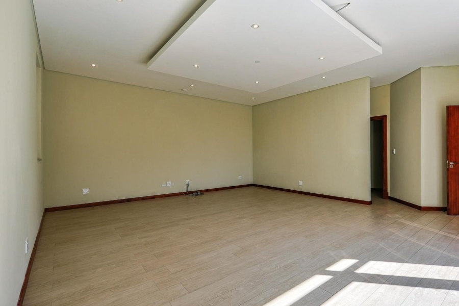 To Let 6 Bedroom Property for Rent in Waterkloof Ridge Gauteng