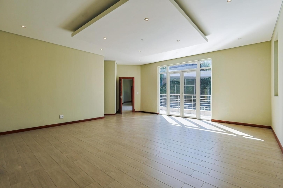 To Let 6 Bedroom Property for Rent in Waterkloof Ridge Gauteng