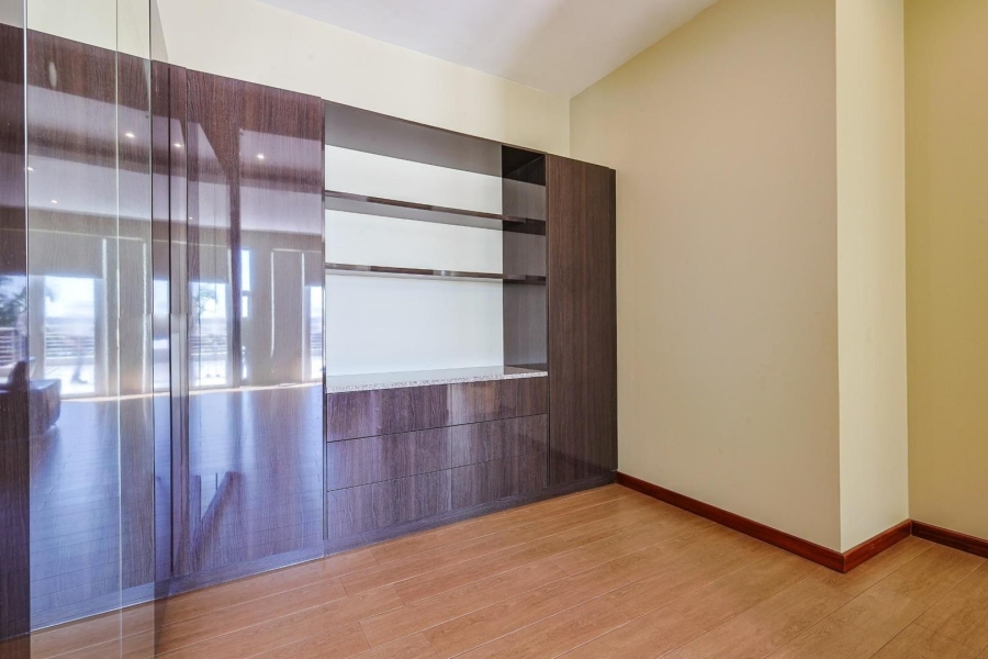 To Let 6 Bedroom Property for Rent in Waterkloof Ridge Gauteng