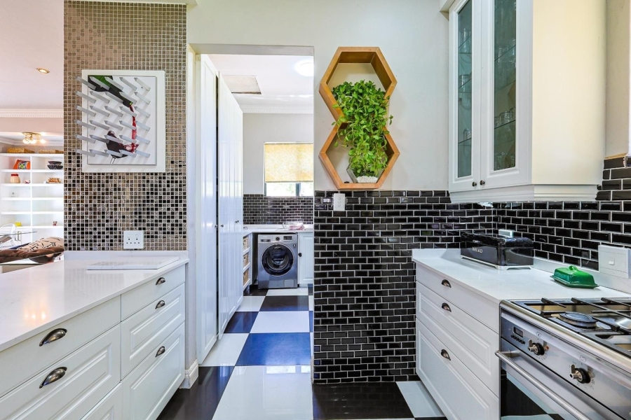 4 Bedroom Property for Sale in Olympus AH Gauteng