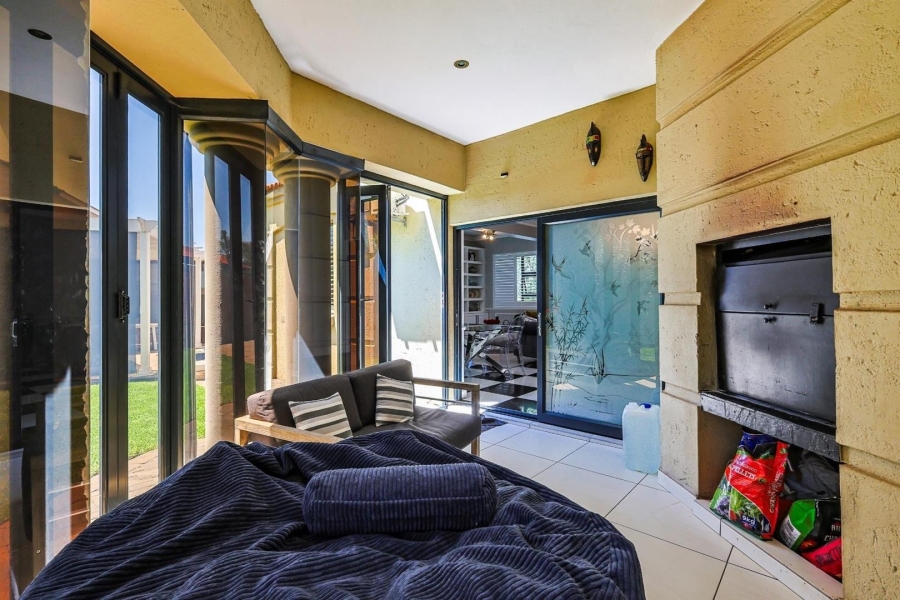 4 Bedroom Property for Sale in Olympus AH Gauteng