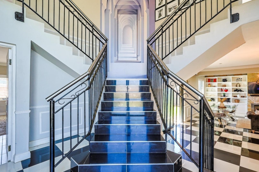 4 Bedroom Property for Sale in Olympus AH Gauteng