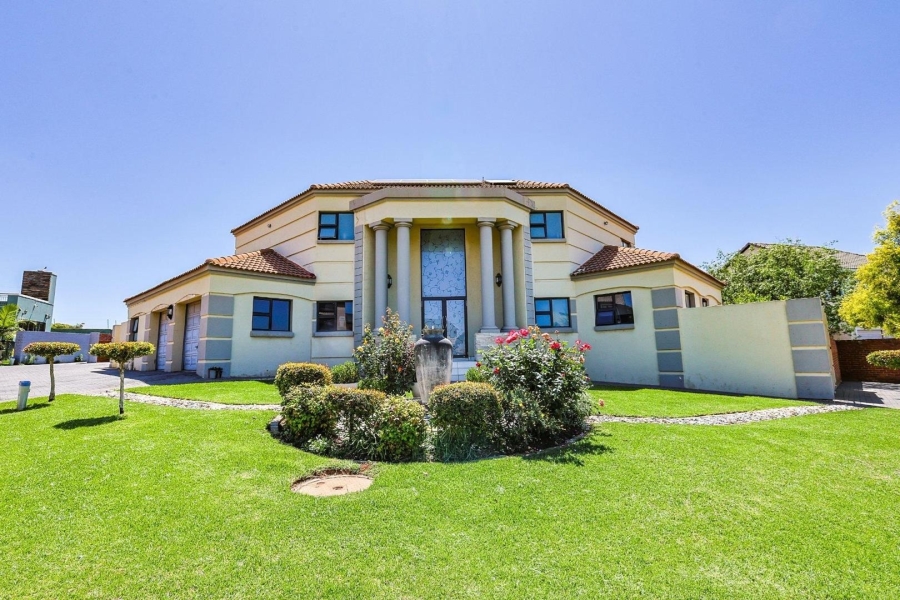 4 Bedroom Property for Sale in Olympus AH Gauteng