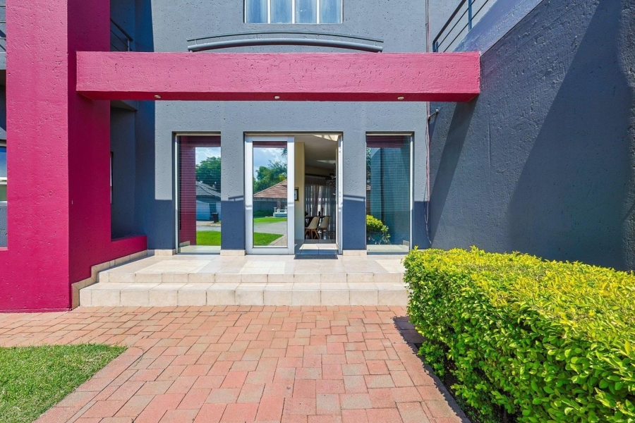 To Let 4 Bedroom Property for Rent in Silver Lakes Gauteng