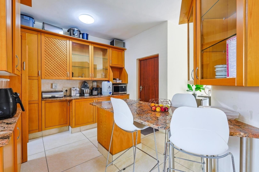 To Let 4 Bedroom Property for Rent in Silver Lakes Gauteng