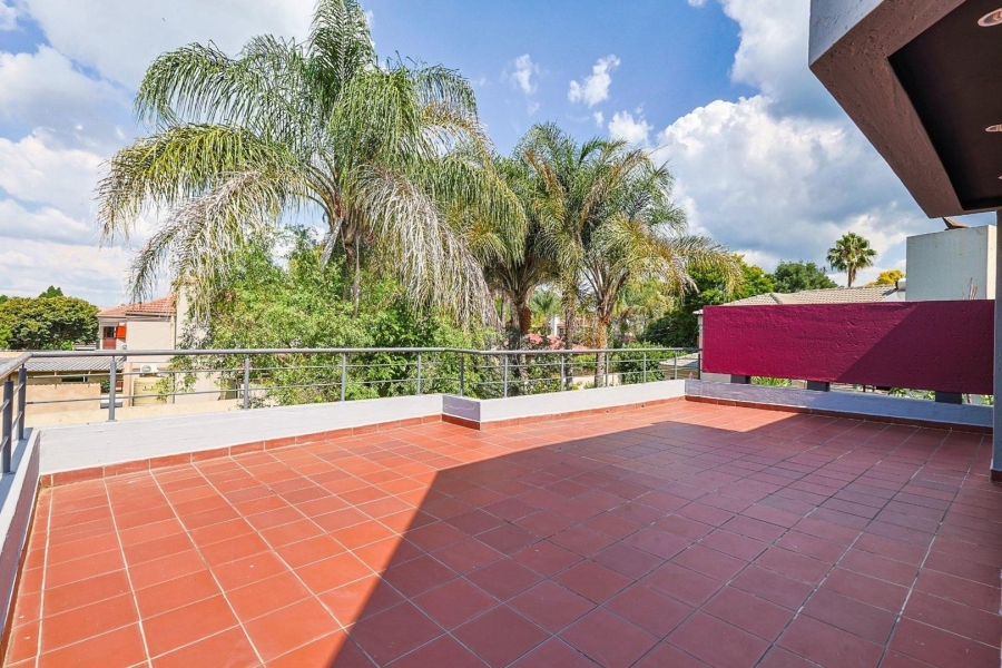 To Let 4 Bedroom Property for Rent in Silver Lakes Gauteng